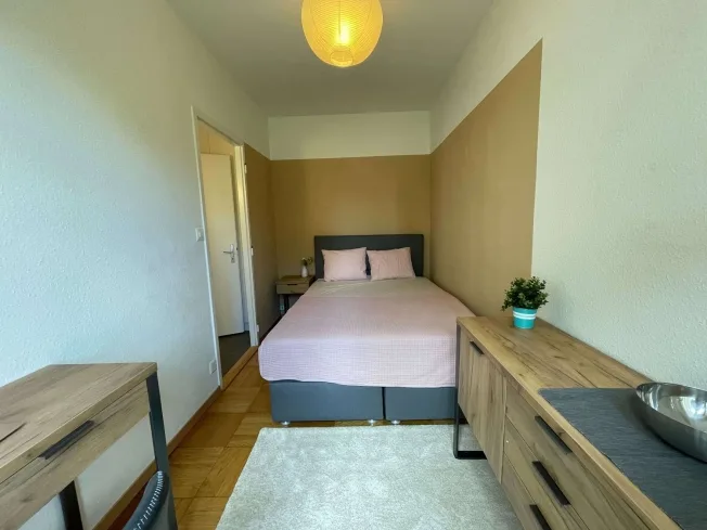 Your Next Chapter Starts Here - Furnished Room in a Top Location – photo 2 of 54