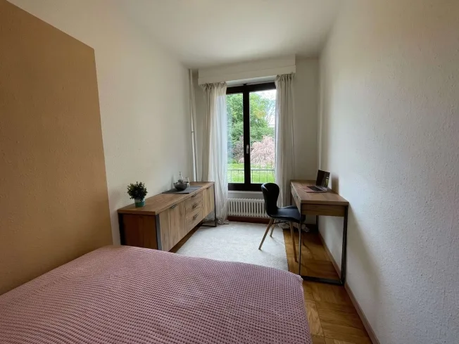Your Next Chapter Starts Here - Furnished Room in a Top Location – photo 9 of 54