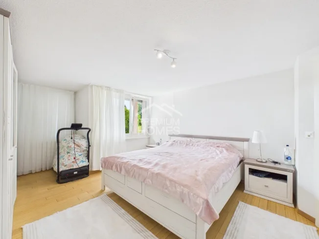 4.5 Zimmer Einfamilienhaus in Ortschwaben – Foto 6 von 12
