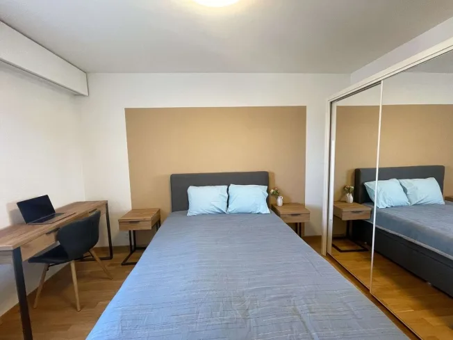 Chambre meublée dans un appartement rénové dans un emplacement privilégié – Foto 29 von 32