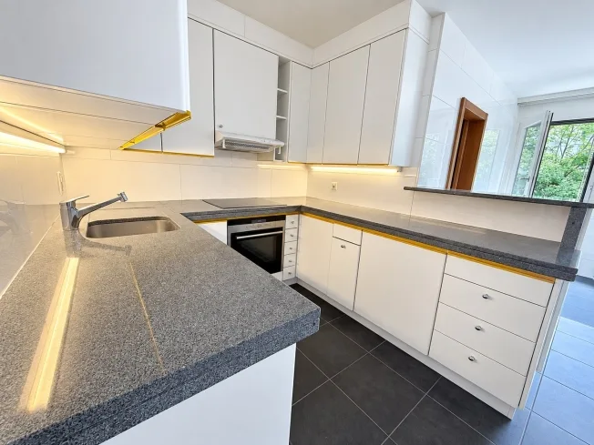 5 Zimmer Wohnung in Conches – Foto 5 von 8
