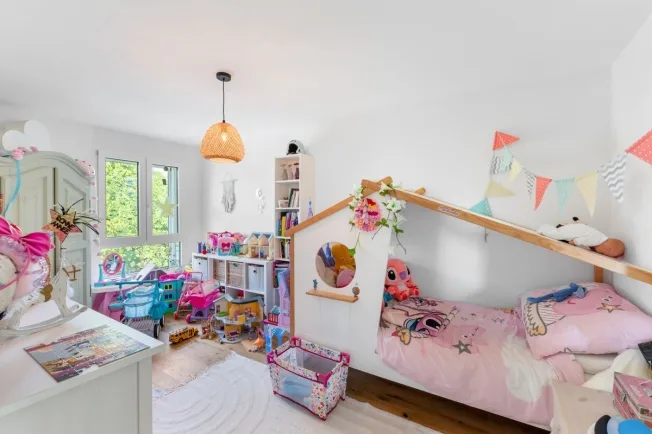 Dachgeschoß-Duplex, Helligkeit und Ruhe in einem 2023 erbauten Gebäude – Foto 7 von 13