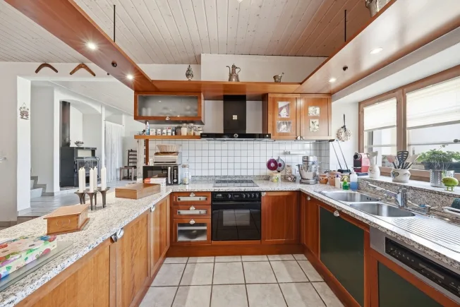 6.5 Zimmer Einfamilienhaus in Ogens – photo 6 sur 8