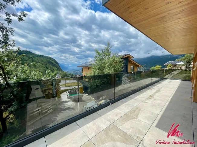 Vue imprenable à quelques pas du centre du village CHALET AVEC JARDIN – foto 13 di 14