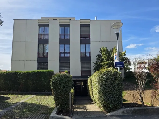 4 Zimmer Wohnung in La Chaux-de-Fonds – foto 2 di 10