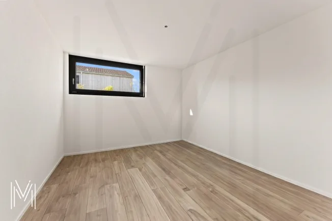 MAGNIFICENT CONTEMPORARY SINGLE-FAMILY HOME WITH 5.5 ROOMS - Wooden architecture, modern comfort, and high quality of life between Fribourg and Bulle – photo 16 of 20