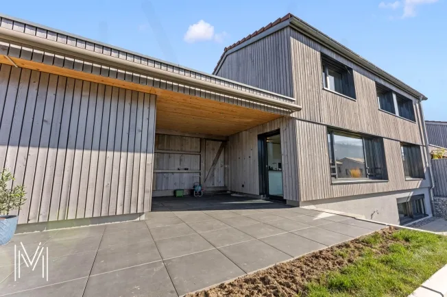 MAGNIFICENT CONTEMPORARY SINGLE-FAMILY HOME WITH 5.5 ROOMS - Wooden architecture, modern comfort, and high quality of life between Fribourg and Bulle – photo 19 of 20