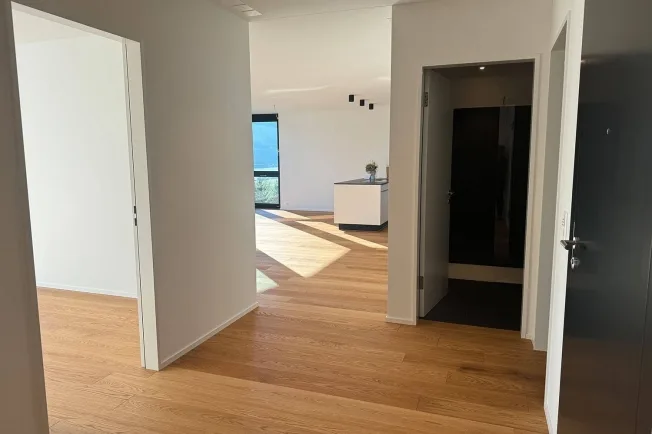 4.5 Zimmer Wohnung in Ennetbürgen – Foto 2 von 13