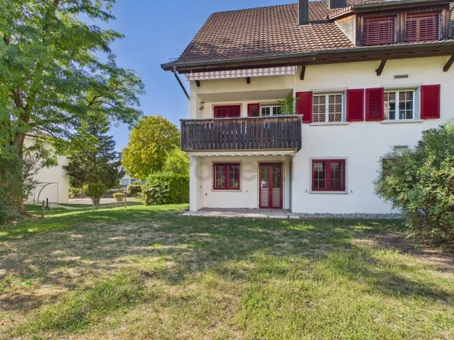 Gemütliche 3.5-Zimmer-Gartenwohnung mit Kamin und Gestaltungspotenzial – Foto 1 von 29
