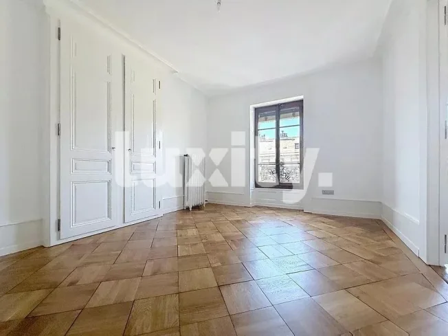 Superbe appartement de type Haussmannien – photo 5 of 7