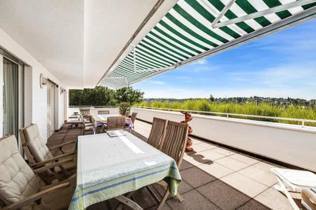 6 Zimmer Wohnung in Binningen – Foto 9 von 18