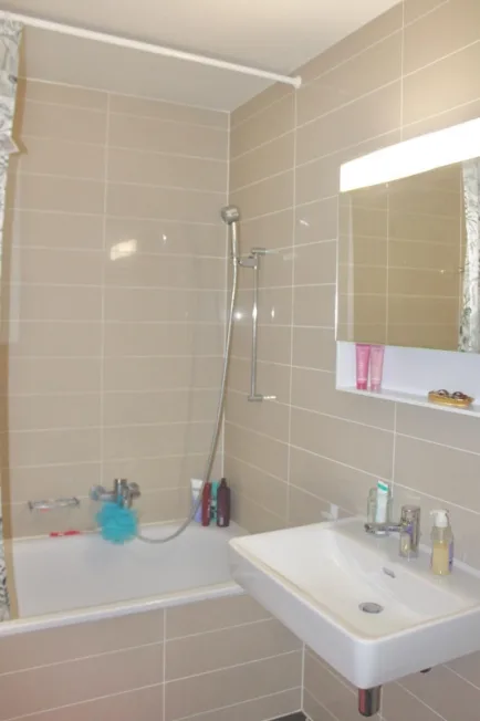 Lage 100m2 - Lausanne - 4,5 Zimmer – Foto 9 von 13