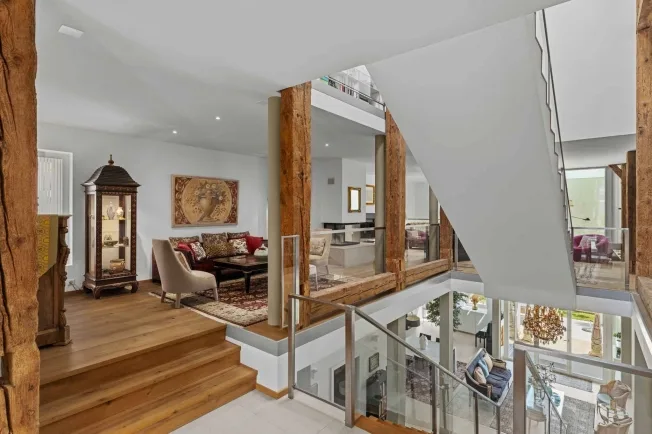 7 Zimmer Einfamilienhaus in Gilly – Foto 3 von 13