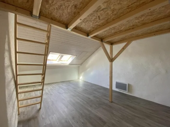 3 Zimmer Attikawohnung in Lutry – Foto 8 von 9