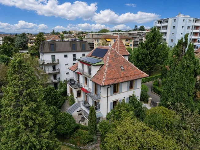 9 Zimmer Einfamilienhaus in Renens VD – photo 3 sur 13