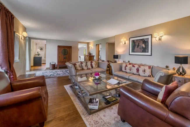 10.5 Zimmer Villa in Lutry – Foto 4 von 13