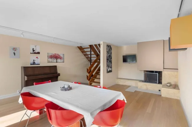 5.5 Zimmer Reihenfamilienhaus in Tartegnin – photo 5 sur 13