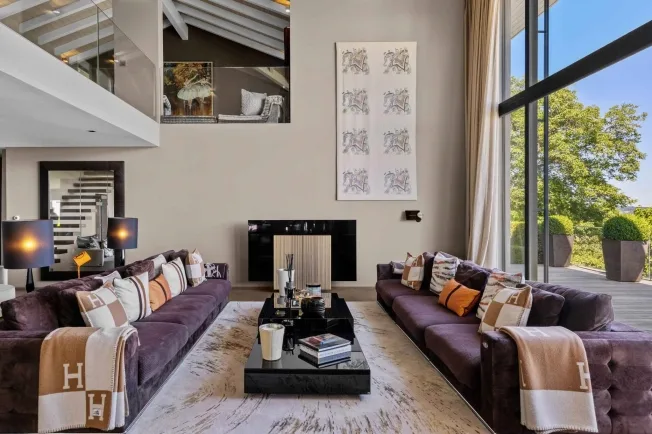 9.5 Zimmer Villa in Arzier – foto 2 di 13