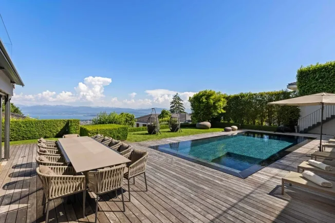 9.5 Zimmer Villa in Arzier – foto 10 di 13