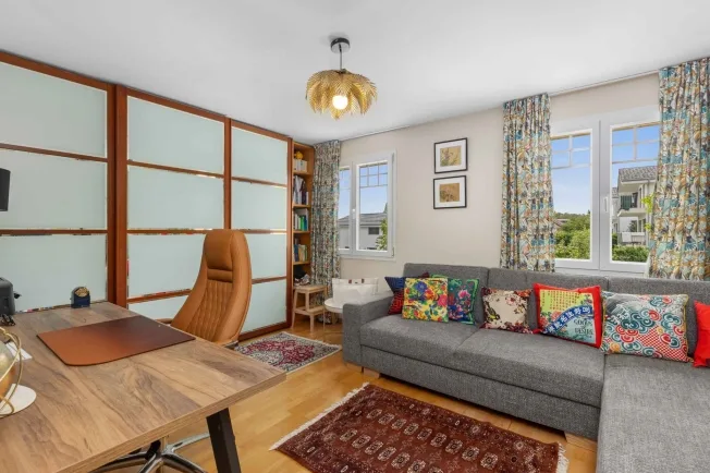 4.5 Zimmer Einfamilienhaus in Mies – Foto 8 von 13