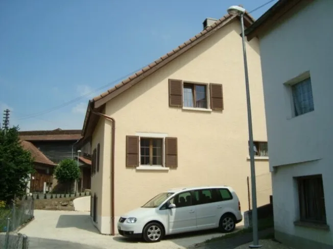6.5 Zimmer Einfamilienhaus in Fontenais – Foto 2 von 13