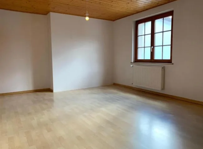 6.5 Zimmer Einfamilienhaus in Fontenais – Foto 7 von 13