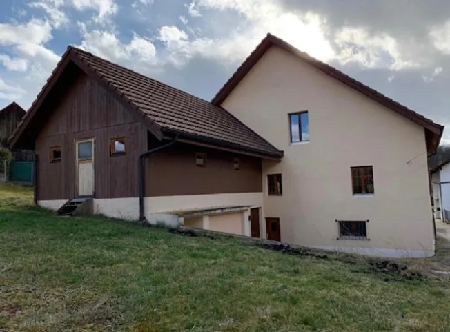 6.5 Zimmer Einfamilienhaus in Fontenais – Foto 6 von 13