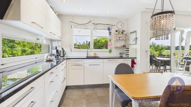 8.5 Zimmer Einfamilienhaus in Wiler BE – foto 5 di 12