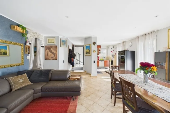 9 Zimmer Einfamilienhaus in Melano – Foto 3 von 13