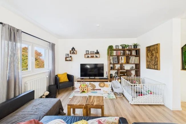 4.5 Zimmer Einfamilienhaus in Carabbia – Foto 11 von 13