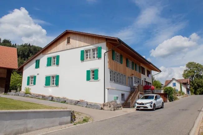 8.5 Zimmer Einfamilienhaus in Wald ZH – Foto 8 von 10
