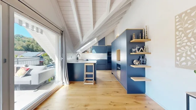 4.5 Zimmer Attikawohnung in Reinach BL – Foto 2 von 17
