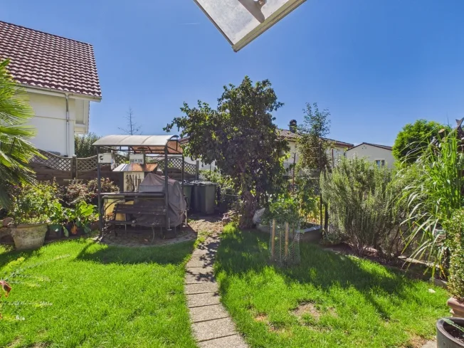 5.5 Zimmer Einfamilienhaus in Brittnau – photo 10 of 11