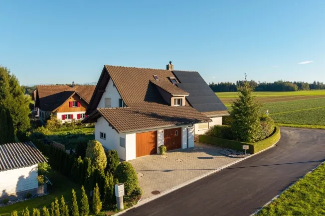 6.5 Zimmer Einfamilienhaus in Illighausen – photo 2 of 5
