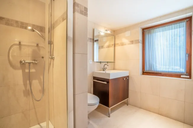 8.5 Zimmer Einfamilienhaus in Bursins – Foto 8 von 13