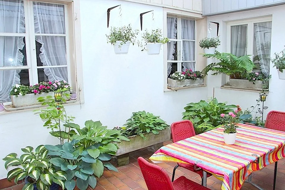 9 Zimmer Reihenfamilienhaus in Hallau – Foto 2 von 13