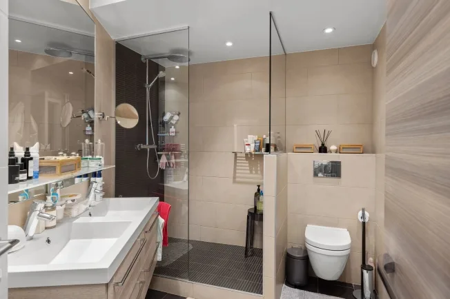 5 Zimmer Wohnung in Genève – Foto 15 von 30