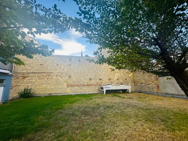 Ottima, ben mantenuta casa multifamiliare in una posizione perfetta – foto 13 di 20