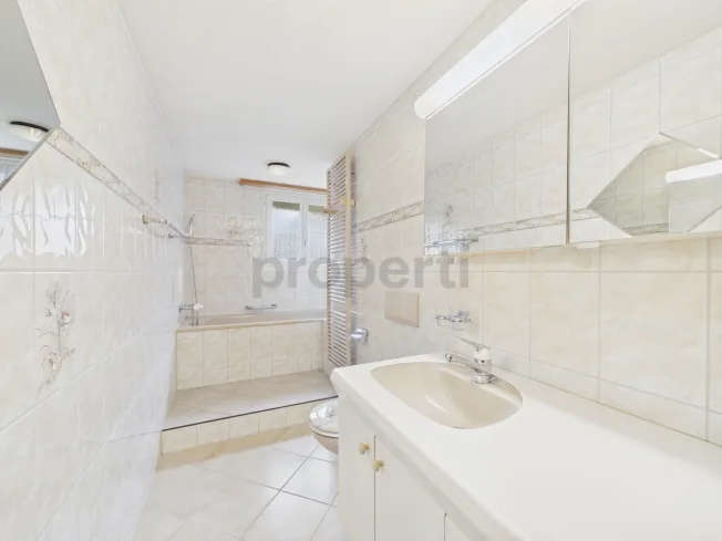 Helle 3.5-Zimmer-Dachwohnung mit Balkon, Lützelflüh – photo 8 of 17