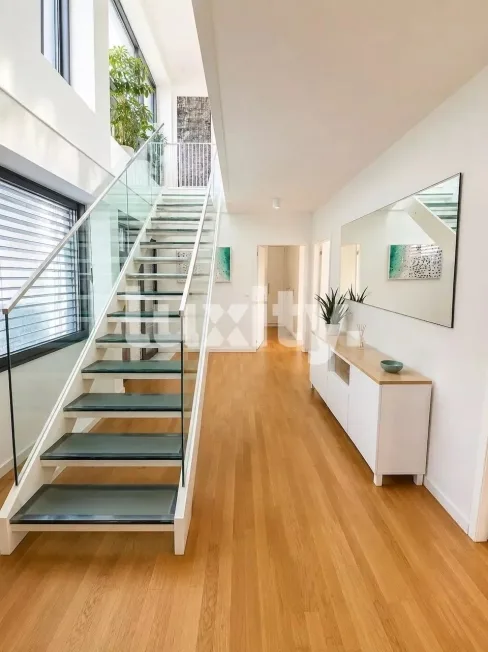 DUPLEX CONTEMPORANEO AL CUORE DI EAUX-VIVES – foto 4 di 4