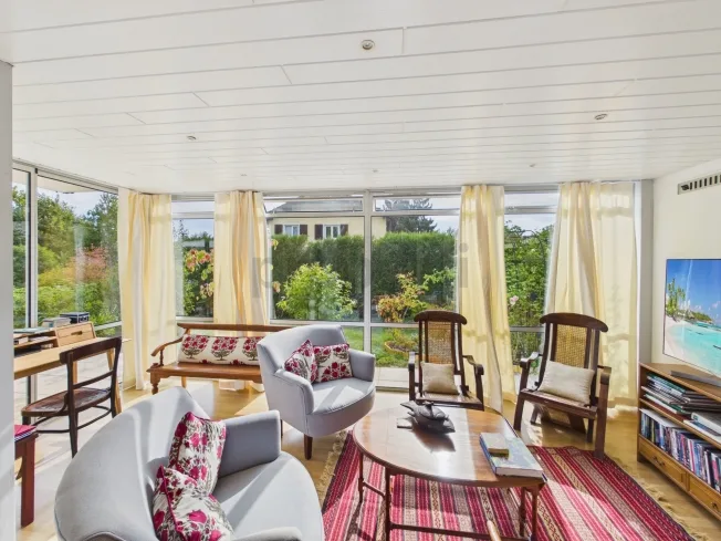 Grand jardin, magnifique véranda, rez-de-chaussée lumineux, 4 chambres ! – photo 5 sur 27