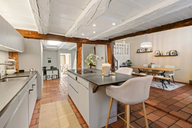 7 Zimmer Reihenfamilienhaus in Wilchingen – foto 2 di 13