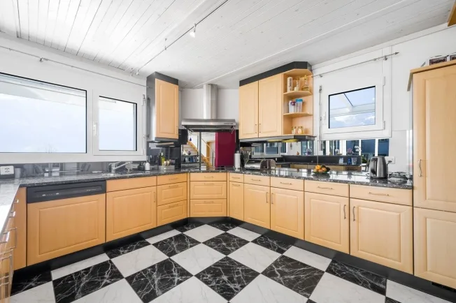 5.5 Zimmer Einfamilienhaus in Flüelen – foto 8 di 13