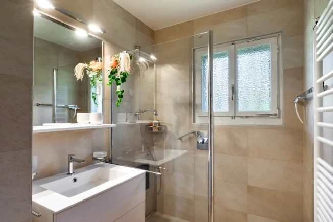 7.5 Zimmer Villa in St-Légier-La Chiésaz – Foto 6 von 7
