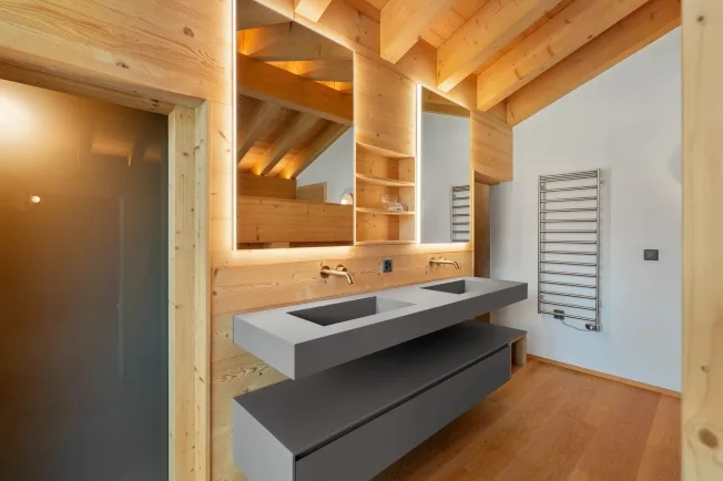 7.5 Zimmer Chalet in Montana – Foto 9 von 12