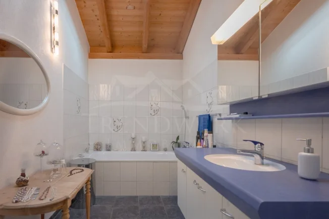 5 Zimmer Einfamilienhaus in Neuenegg – Foto 7 von 15