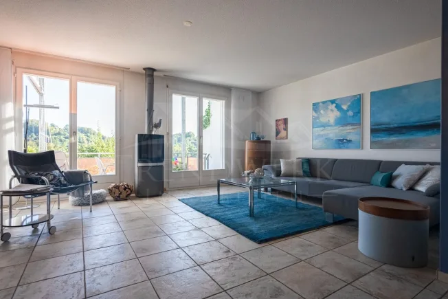 5 Zimmer Einfamilienhaus in Neuenegg – Foto 2 von 15