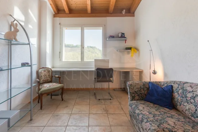 5 Zimmer Einfamilienhaus in Neuenegg – Foto 5 von 15