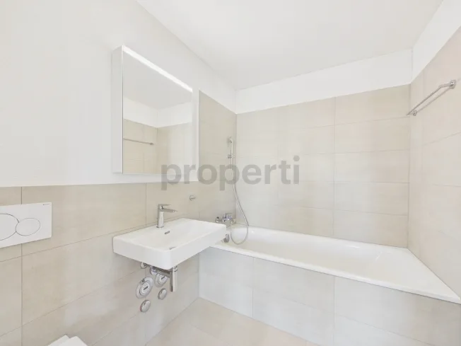 Sonniger Balkon, Minergie-Standard, Lift & Perfekte ÖV-Anbindung! – Foto 5 von 14
