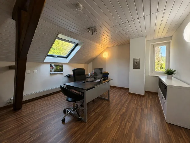 8 Zimmer Bauernhaus in Tecknau – Foto 4 von 6